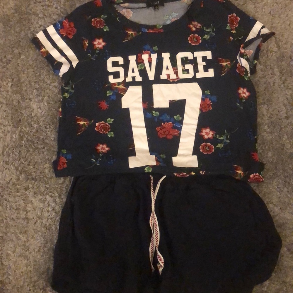 Navy blue t shirt w shorts